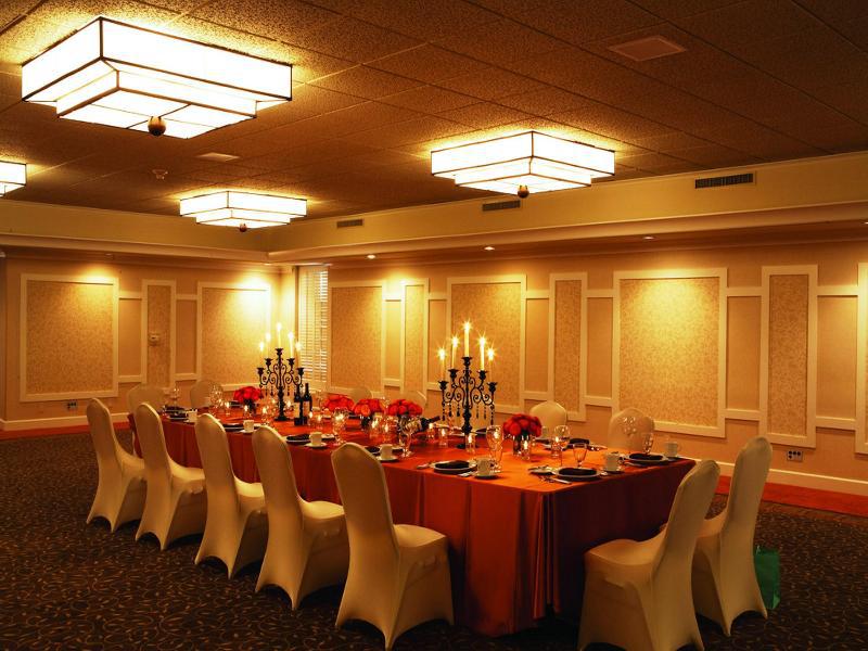 The Garland 4*